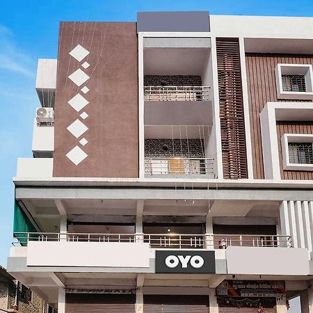 Oyo Hotel Blackgold Chandrapur Exterior foto