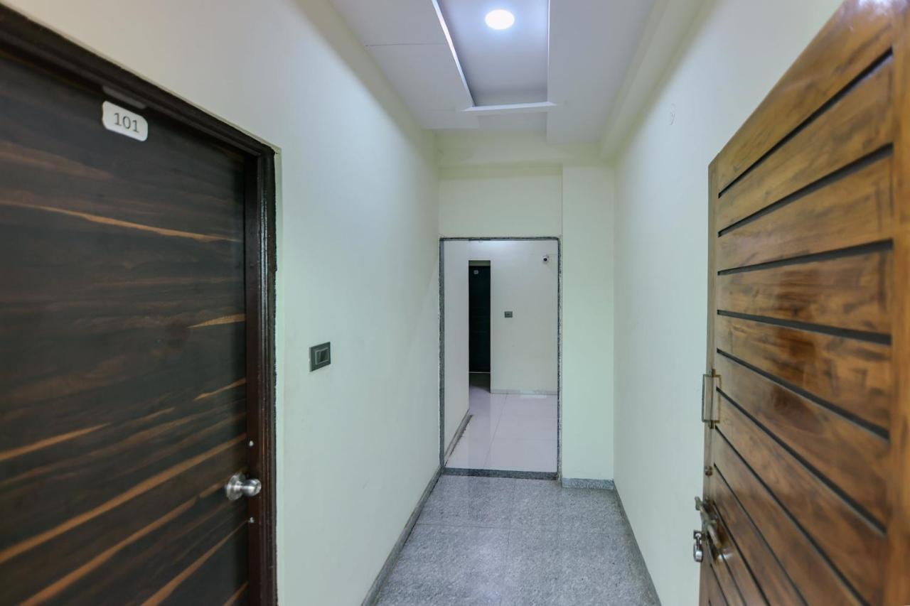 Oyo Hotel Blackgold Chandrapur Exterior foto