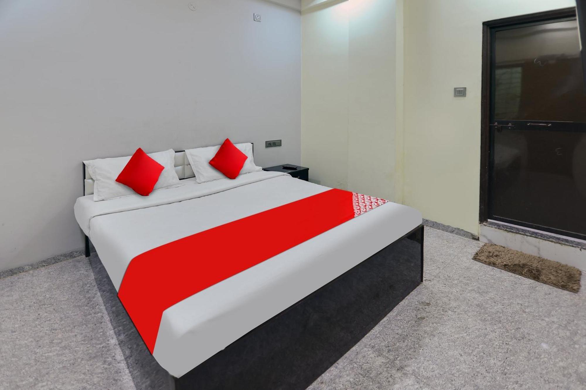 Oyo Hotel Blackgold Chandrapur Exterior foto
