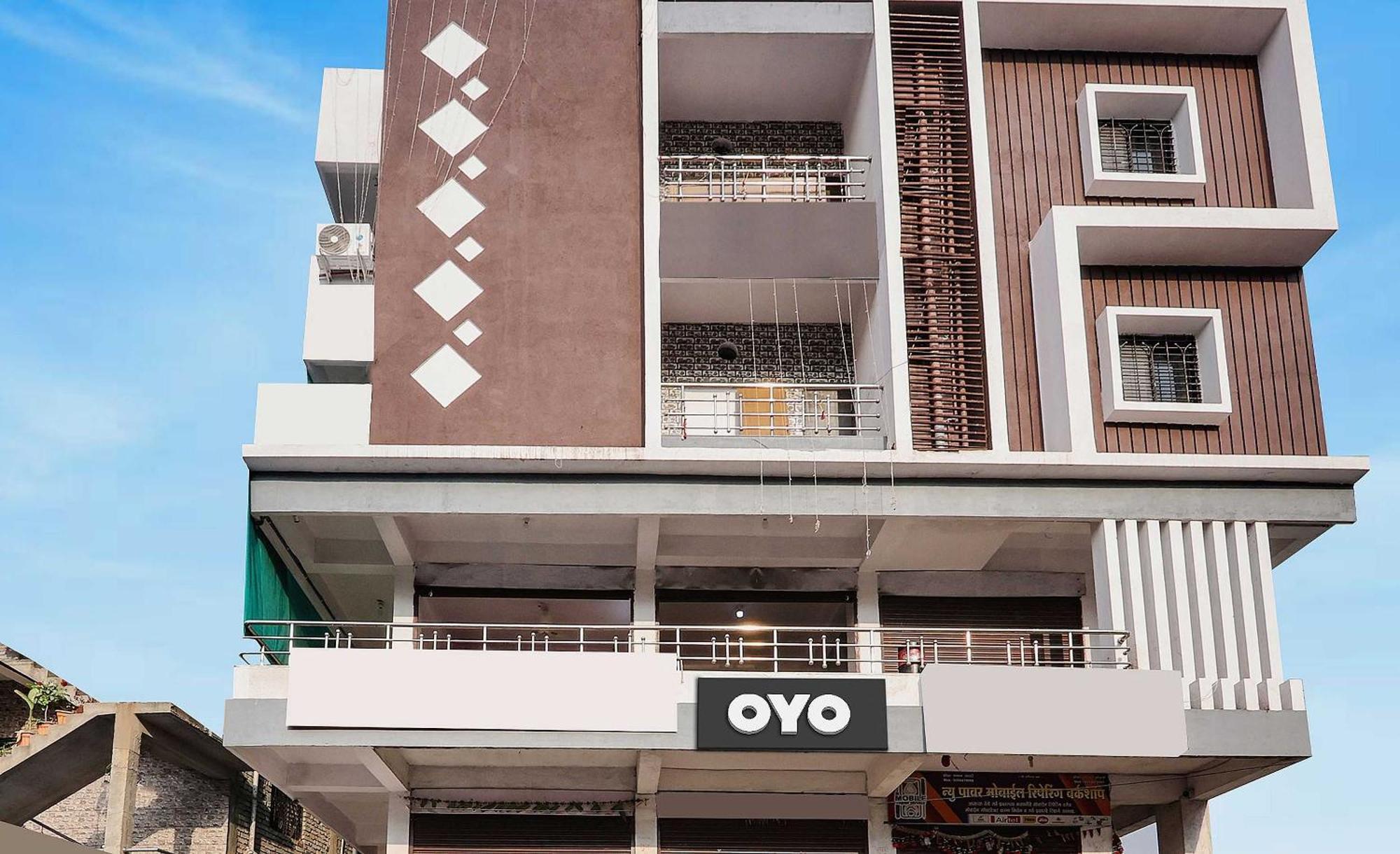 Oyo Hotel Blackgold Chandrapur Exterior foto