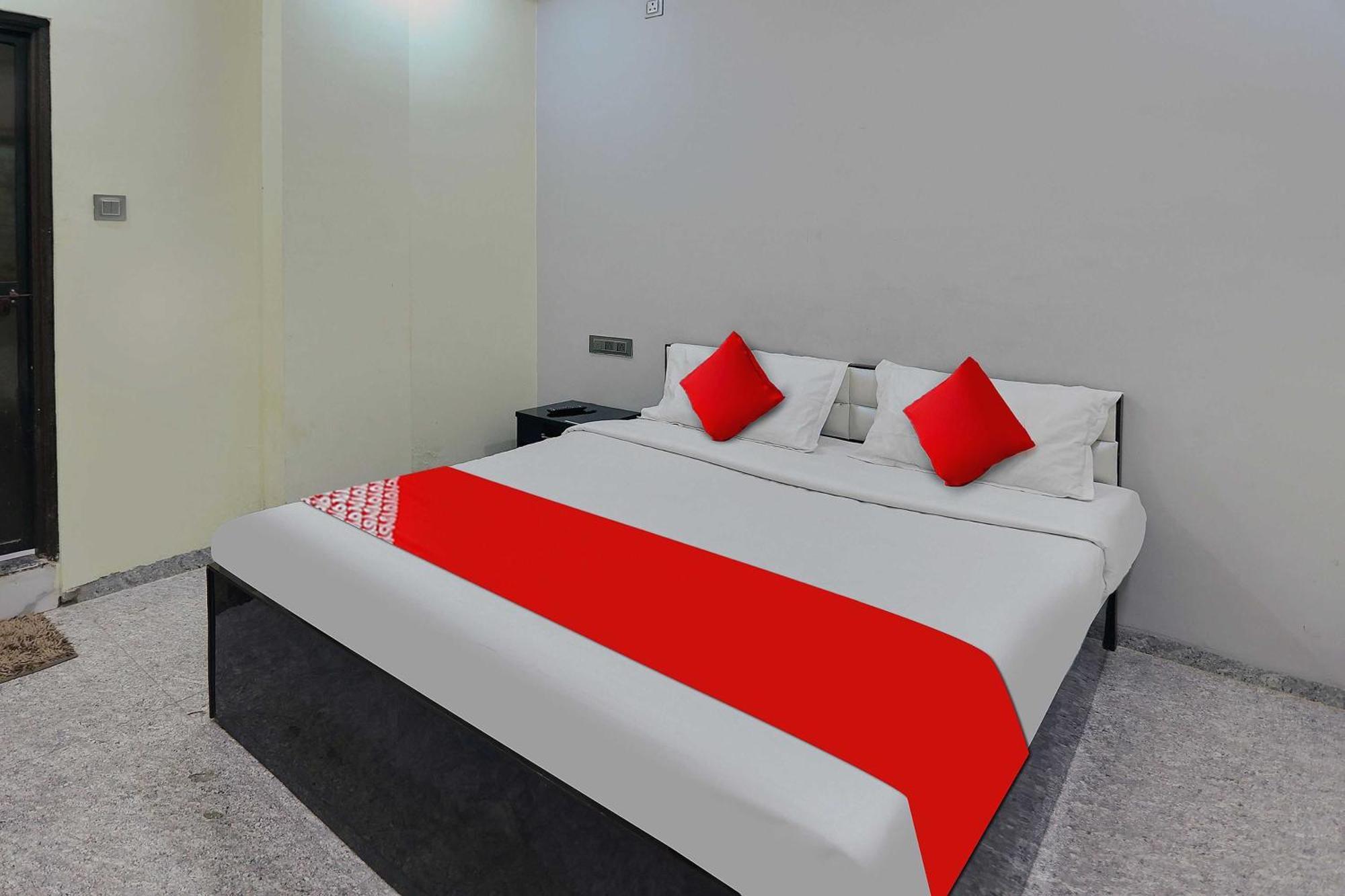 Oyo Hotel Blackgold Chandrapur Exterior foto