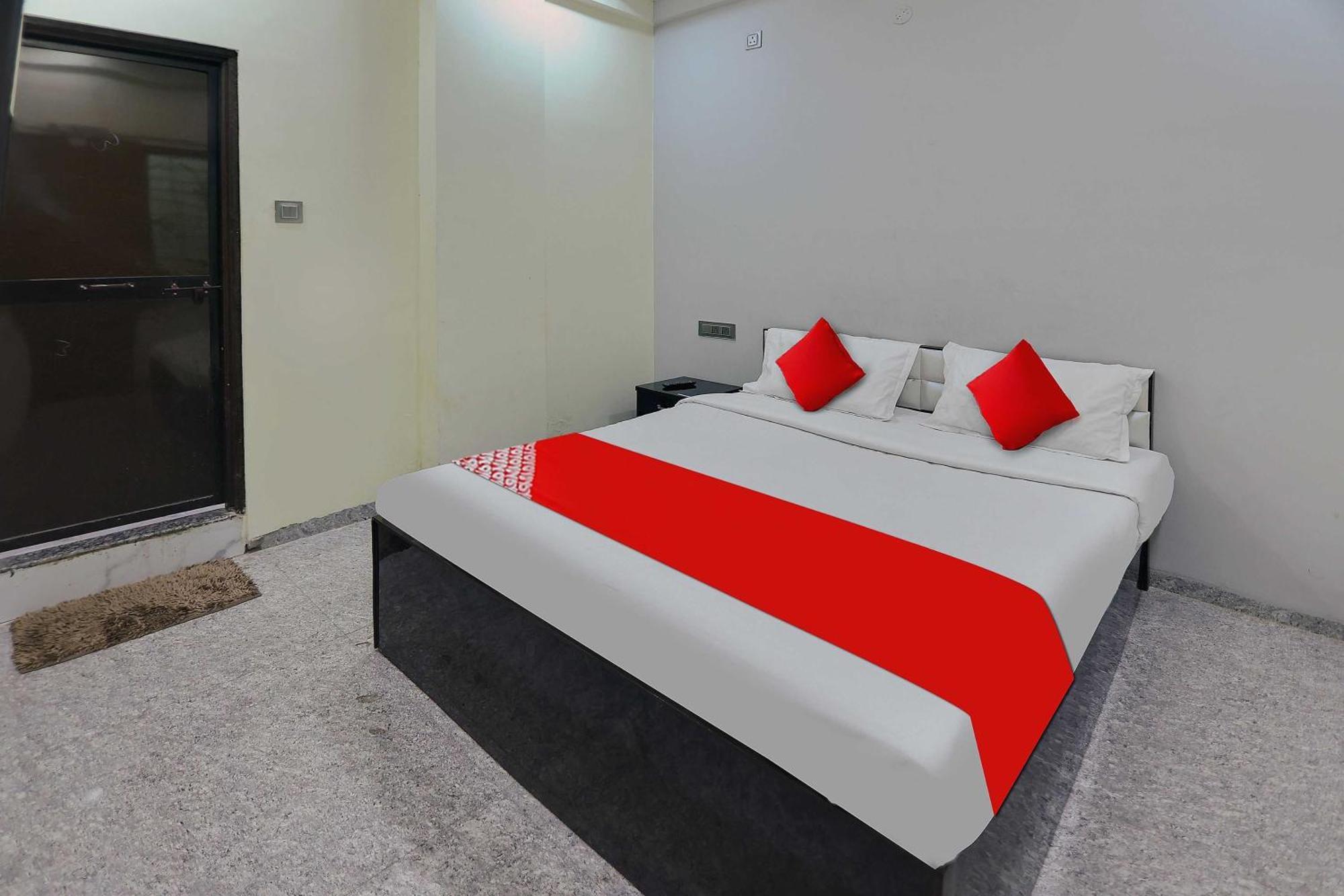 Oyo Hotel Blackgold Chandrapur Exterior foto